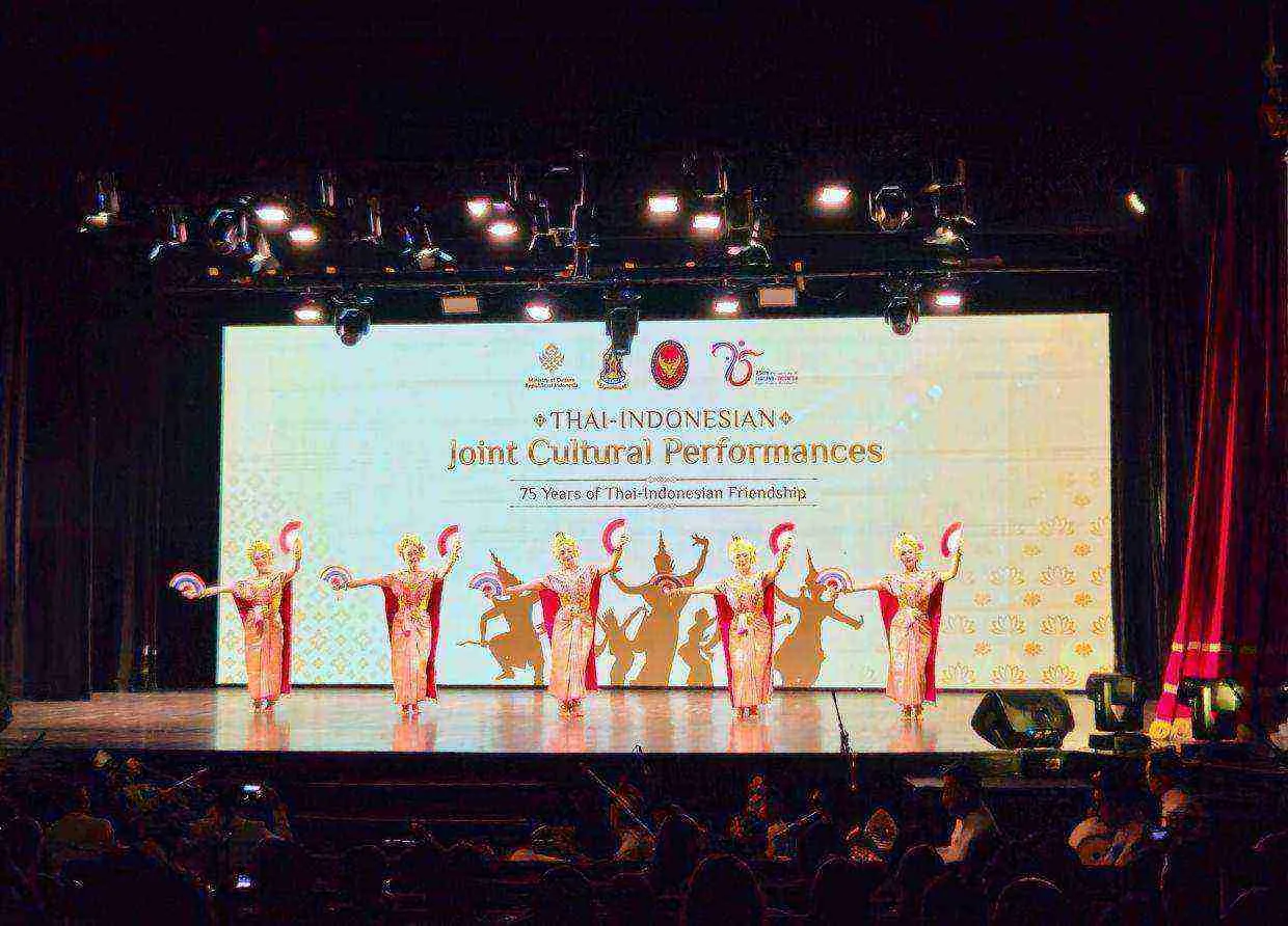 CULTURAL SHOWCASE COMMEMORATES 75 YEARS OF INDONESIA AND THAILAND DIPLOMATIC RELATIONS IN JAKARTA