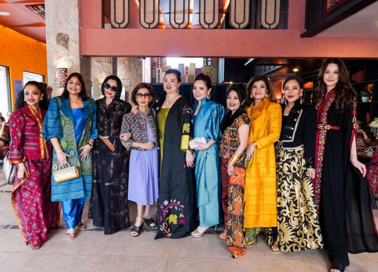 FASHION EXTRAVAGANZA: TEMPTING ELEGANCE FROM JORDAN IN JAKARTA