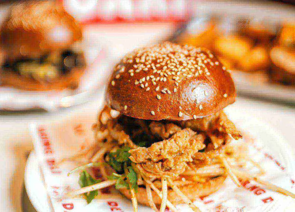 DARING DELI: A NEW CULINARY SPOT FOR ASIAN FUSION BURGERS AND SANDWICHES IN JAKARTA